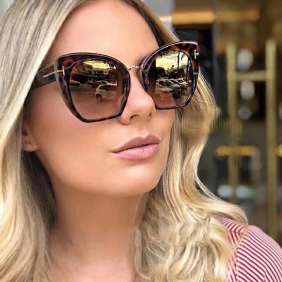 Accessories - New Leopard Cat Eye SunGlasses with Gold Accents